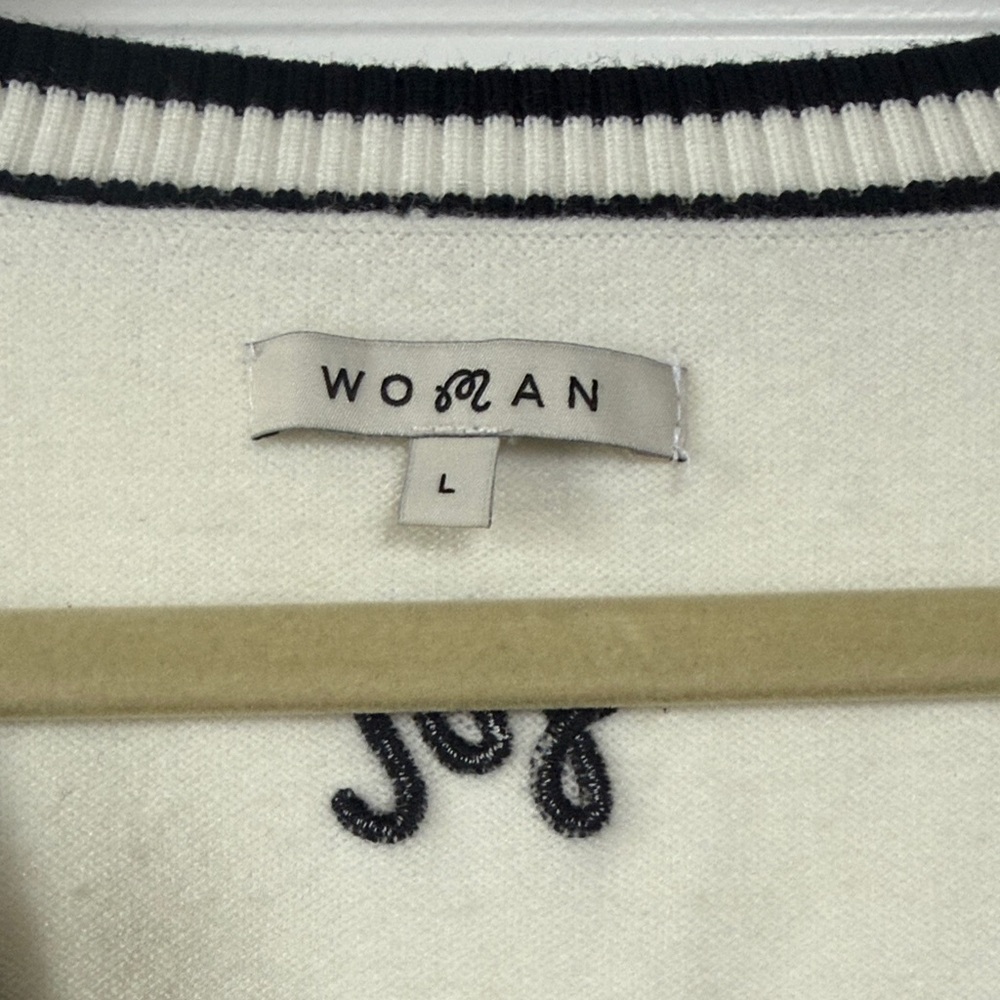 Malbon Women’s Cream V-Neck Sleeveless Knit Golf Vest with Black Trim - Picture 4 of 5